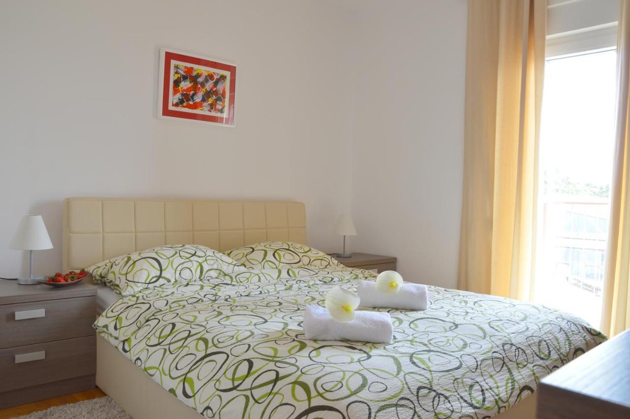 Apartment Silvija Sea View Umago Exterior foto